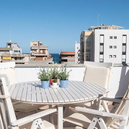 Seaview Luxury Penthouse - Fesca