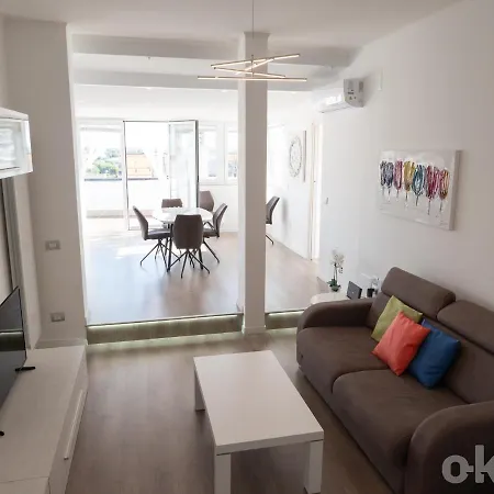 Seaview Luxury Penthouse - Fesca Bari
