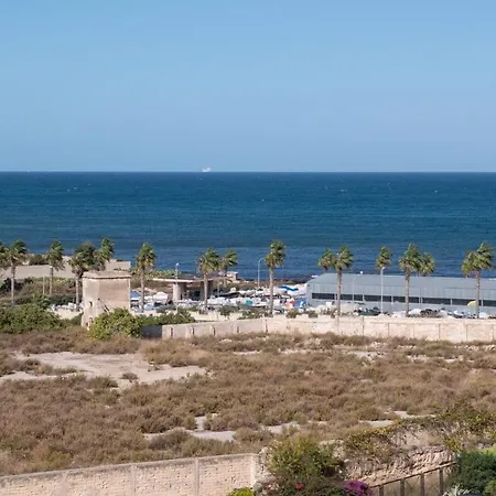 Seaview Luxury Penthouse - Fesca